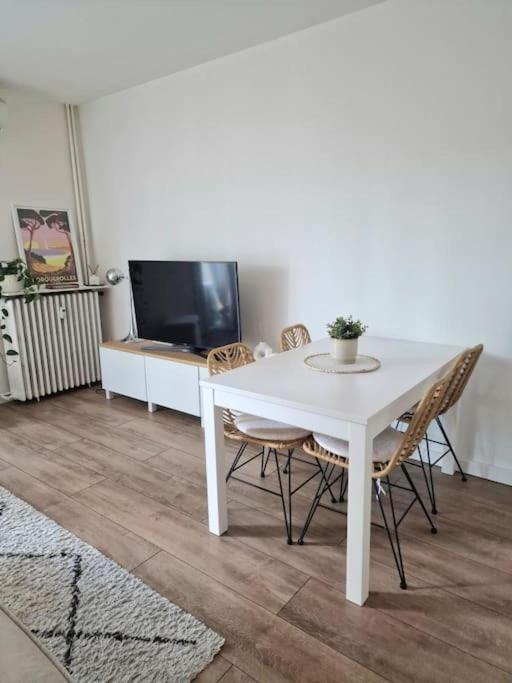 Appartement Cosy A 5 Min Des Plages Hyères Exterior foto